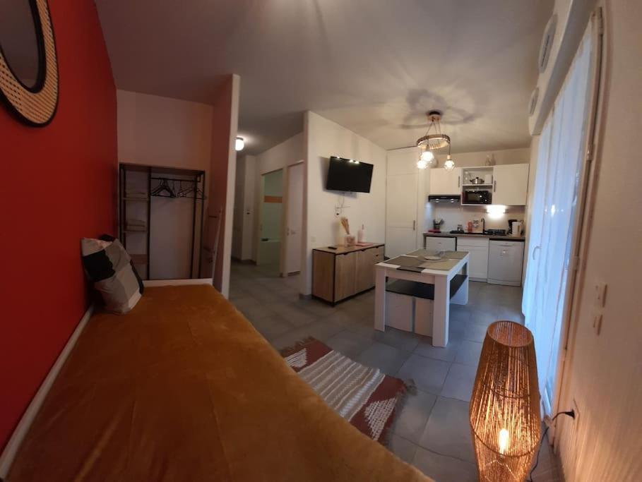 Appartement Du Chamois Roux, Dans Residence De Tourisme 3 Etoiles Лурд Екстериор снимка